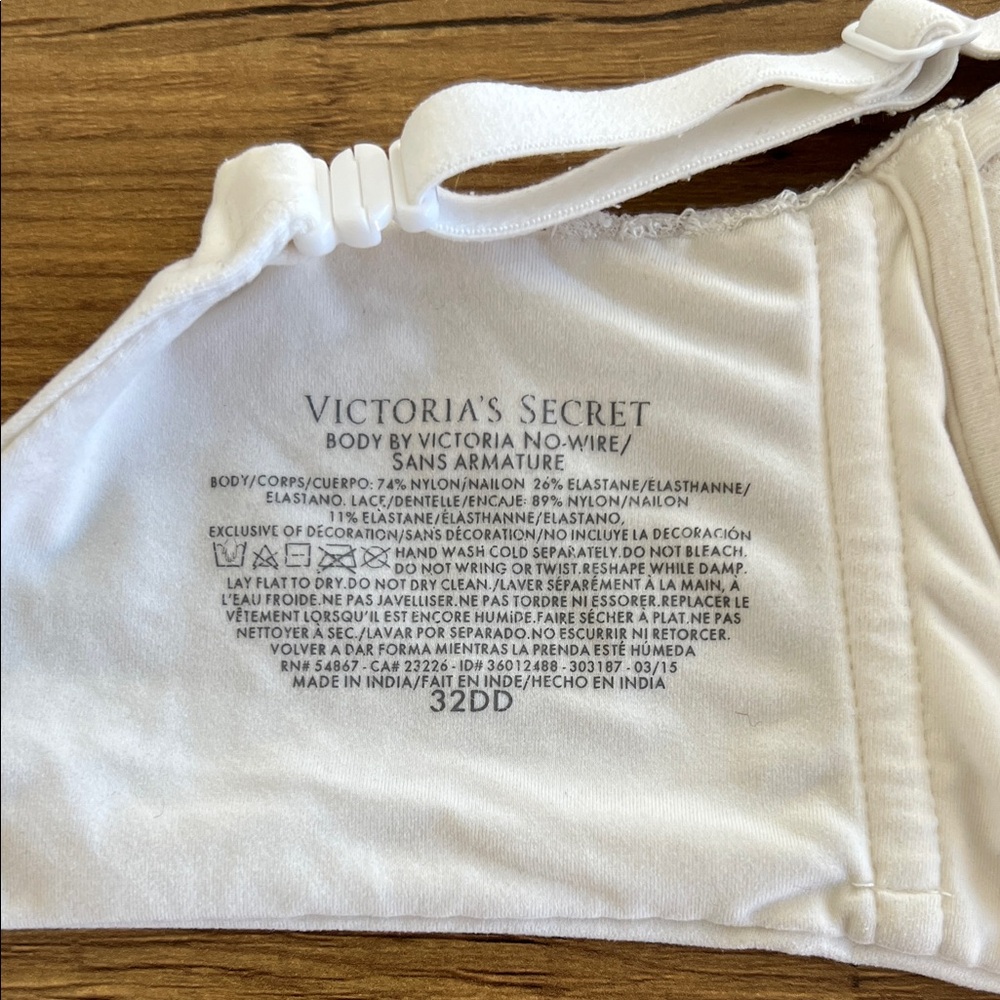 Victoria’s Secret wireless bra - Picture 8 of 10